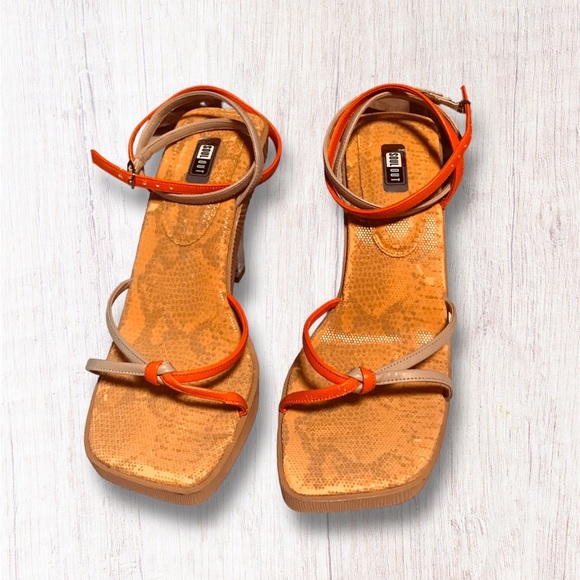 Lace up  clear heels - Picture 2 of 6